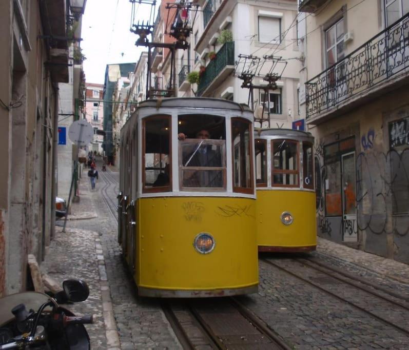 C3 Bairro Alto Cozy Romantic Loft In 18Th Century Building リスボン エクステリア 写真