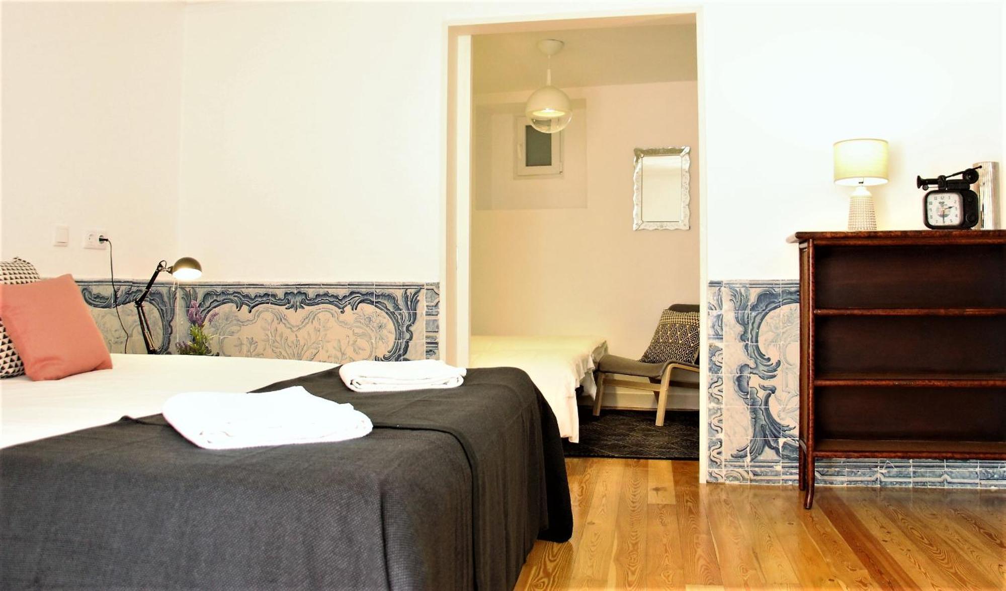 C3 Bairro Alto Cozy Romantic Loft In 18Th Century Building リスボン エクステリア 写真